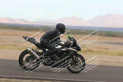 media/Sep-11-2022-SoCal Trackdays (Sun) [[81b7e951af]]/Back Straight Speed (850am)/